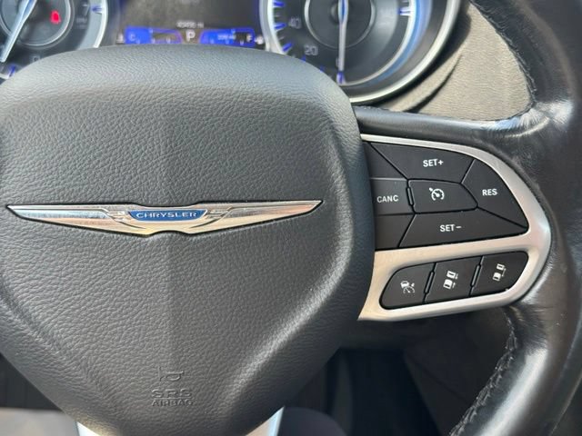 Certified 2021 Chrysler 300 Touring L AWD/4WD image 31