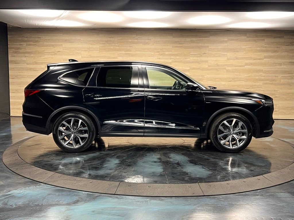 Used 2023 Acura MDX SH-AWD w/ Technology Package image 19