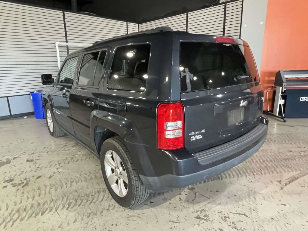 Used 2015 Jeep Patriot Sport w/ Power Value Group AWD/4WD image 3