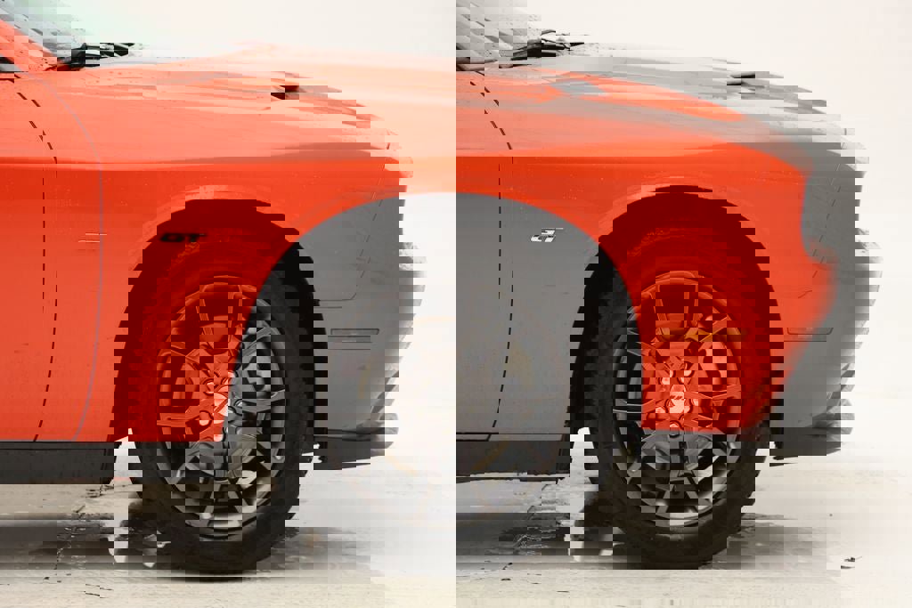 Used 2018 Dodge Challenger GT w/ Technology Group image 4