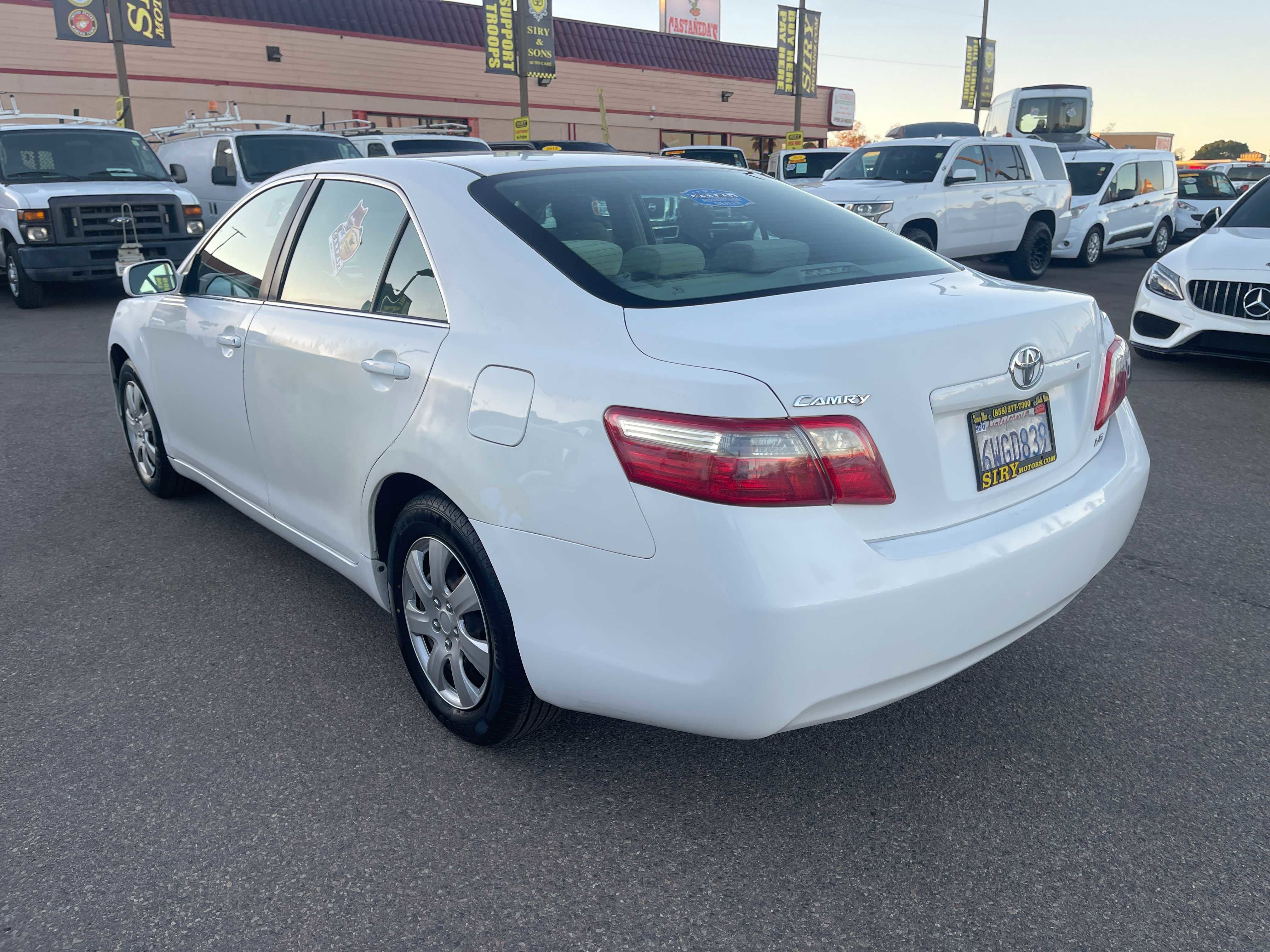 Used 2007 Toyota Camry LE FWD image 5