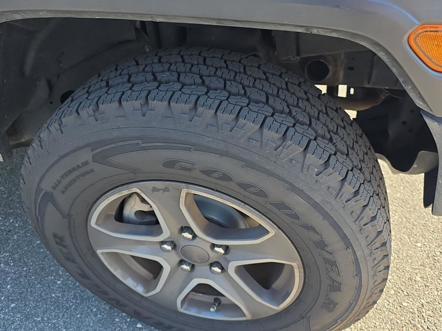 Used 2019 Jeep Wrangler Unlimited Sport S AWD/4WD image 5