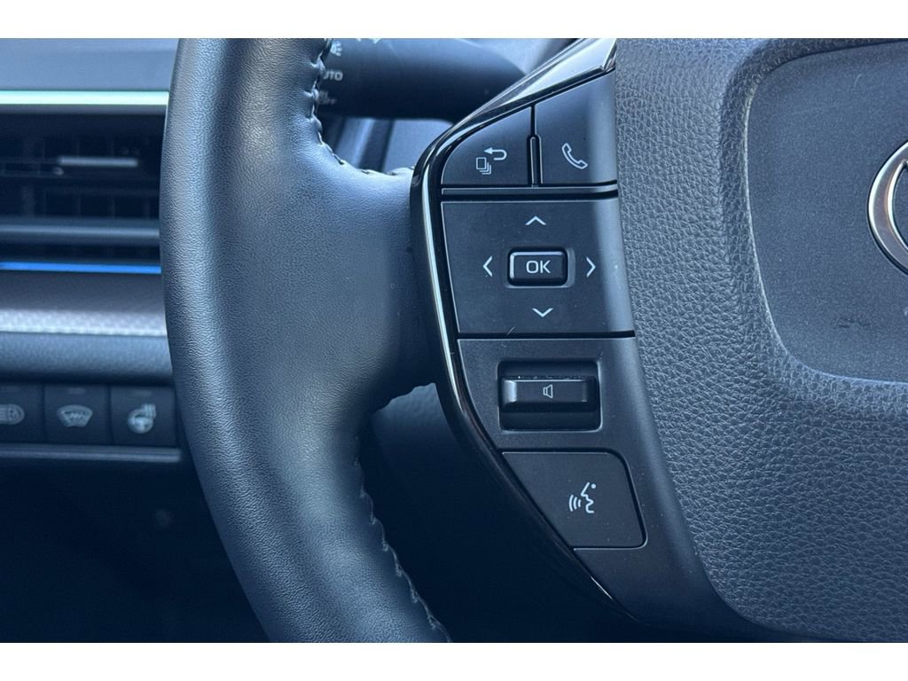 Used 2024 Toyota Prius XLE image 26