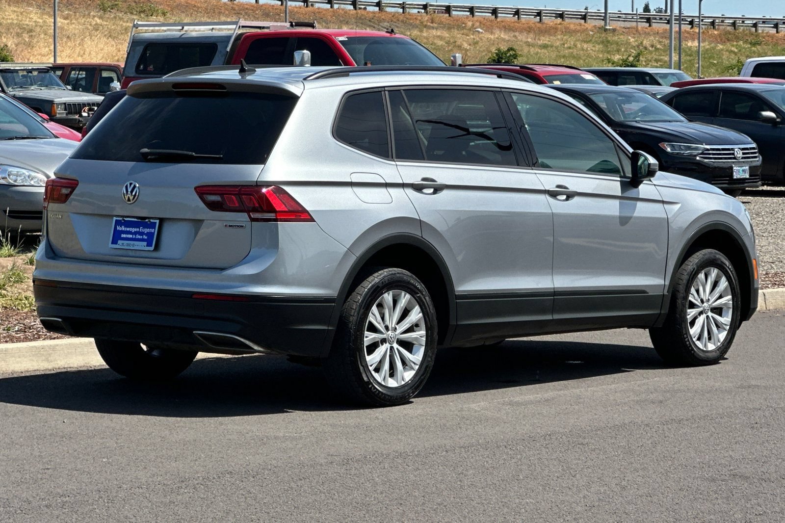 Used 2020 Volkswagen Tiguan S AWD/4WD image 3