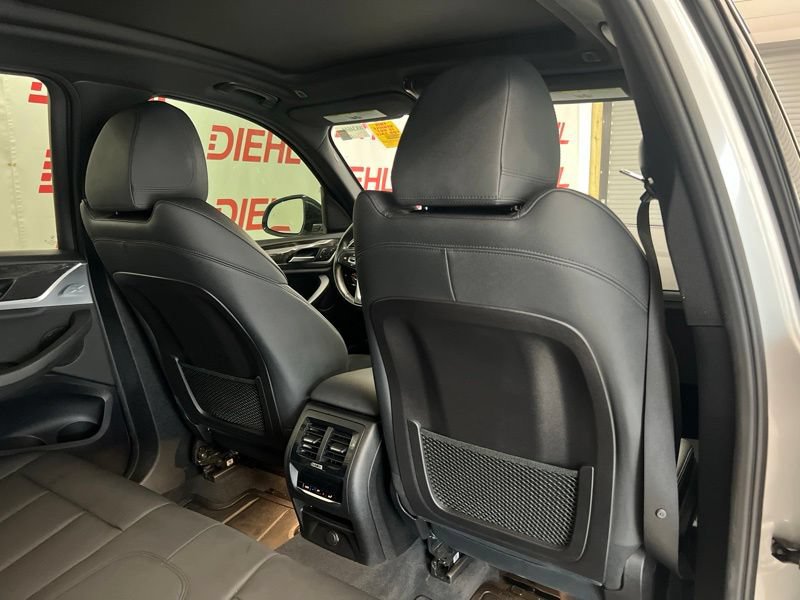 Used 2019 BMW X3 xDrive30i w/ Premium Package AWD/4WD image 12