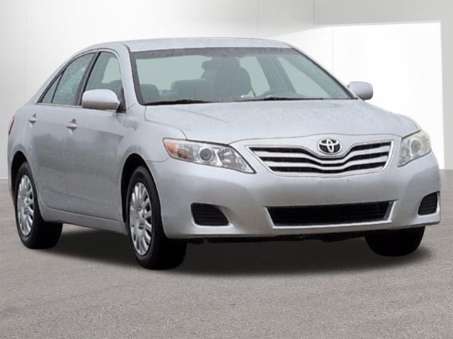 Used 2011 Toyota Camry image 3