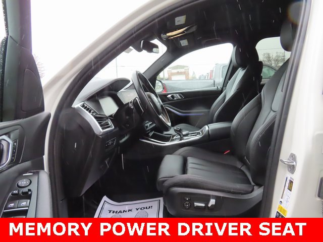 Used 2020 BMW X5 xDrive40i w/ Premium Package image 18