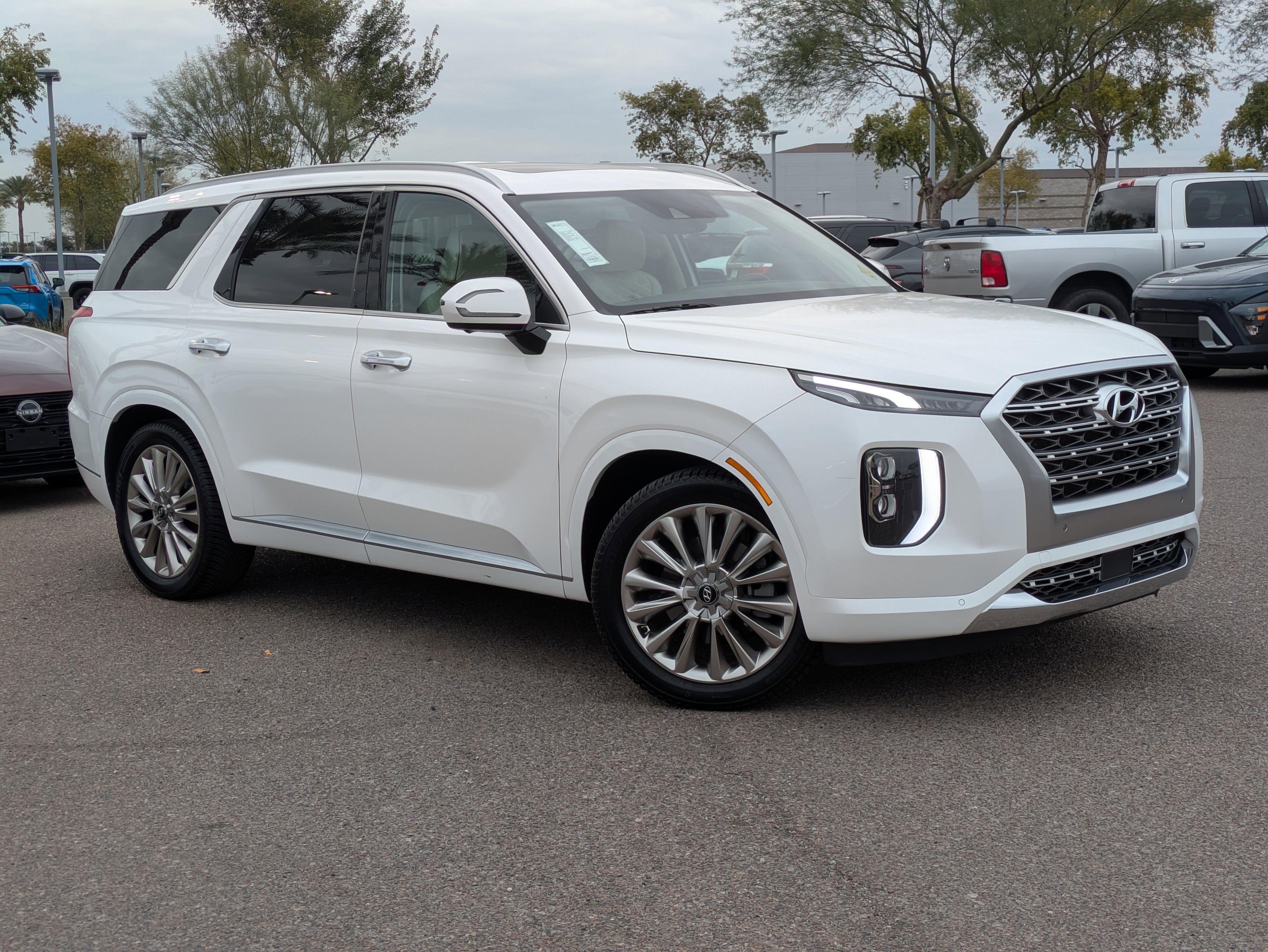 Used 2020 Hyundai Palisade Limited image 34