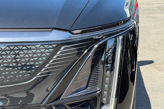 New 2026 Cadillac Lyriq Sport w/ LPO, Floor Liner Package AWD/4WD image 49