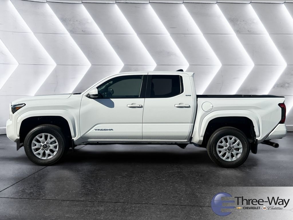 Used 2024 Toyota Tacoma SR5 image 2