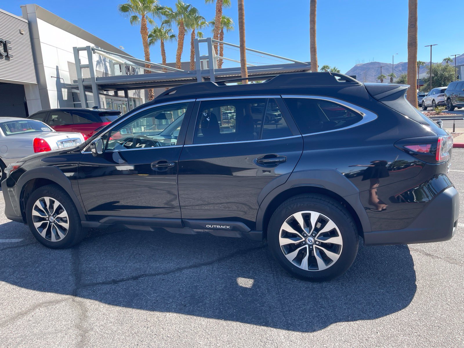 Used 2023 Subaru Outback Limited AWD/4WD image 8