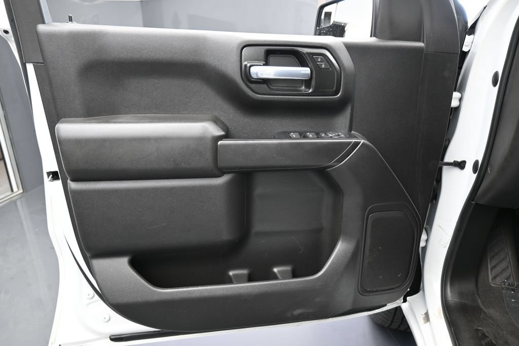 Used 2022 Chevrolet Silverado 1500 Limited Custom RWD image 12