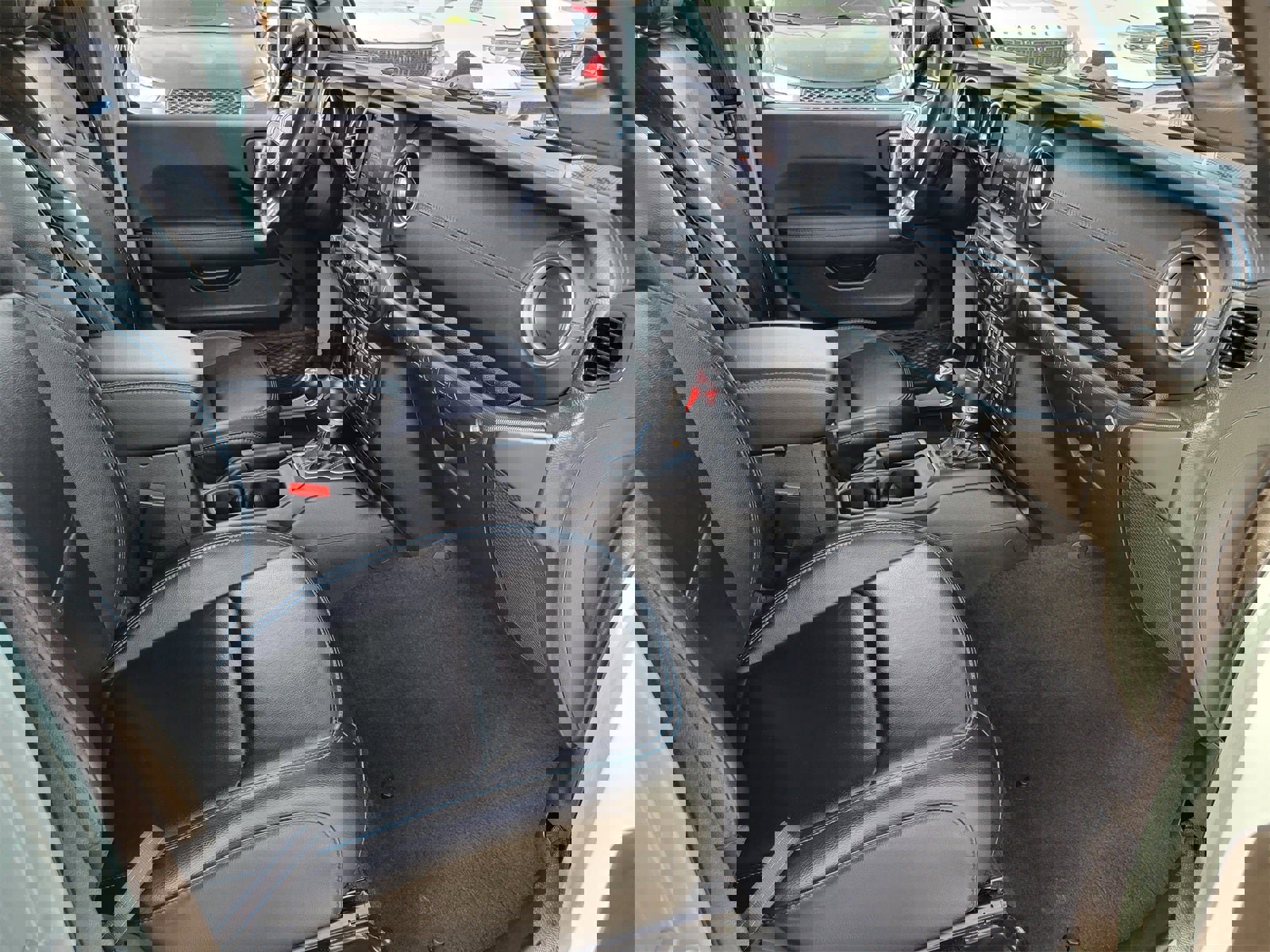 Used 2023 Jeep Wrangler Unlimited Rubicon 4xe w/ Cold Weather Group image 17