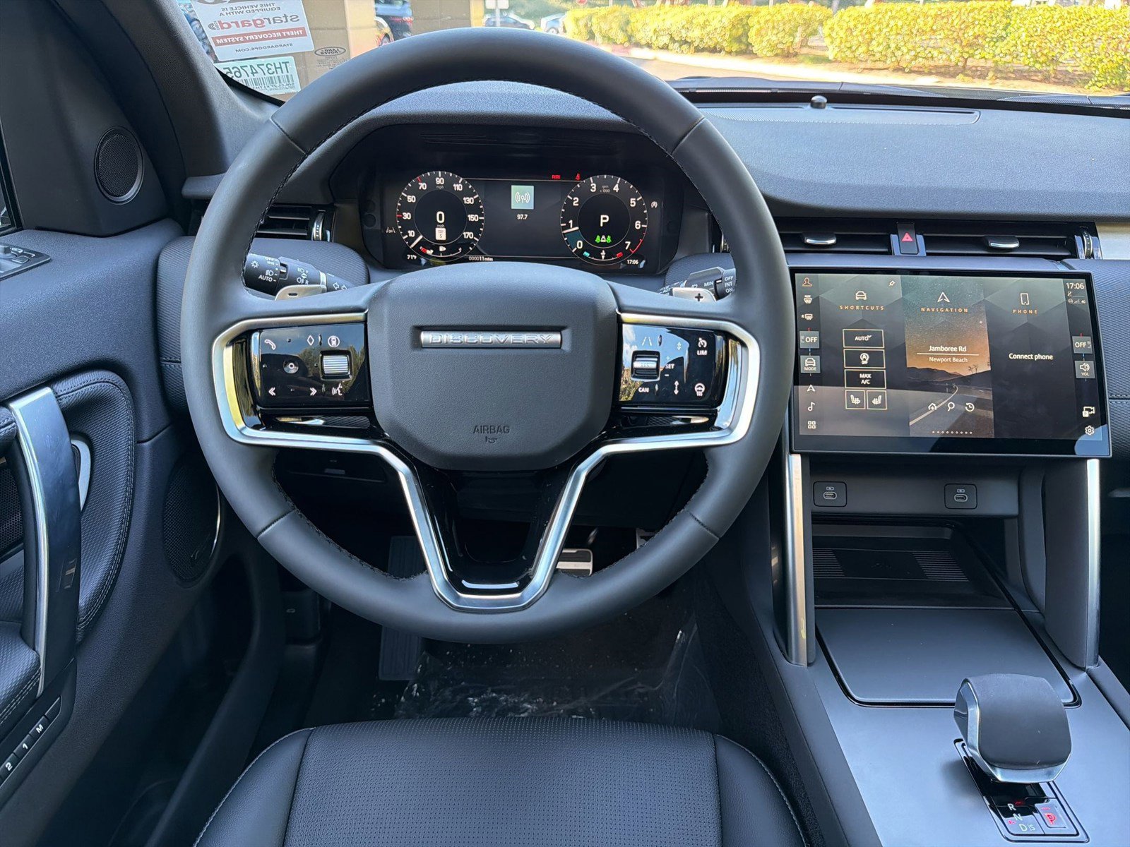 New 2026 Land Rover Discovery Sport Landmark image 28