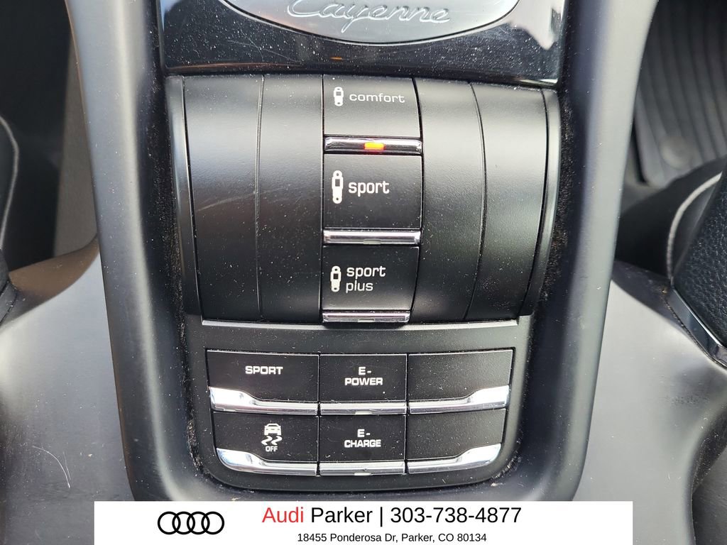 Used 2018 Porsche Cayenne S AWD/4WD image 22