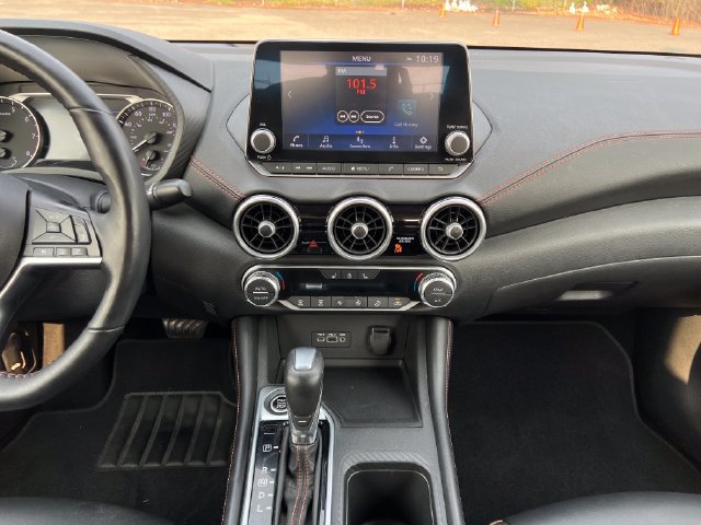 Used 2022 Nissan Sentra SR w/ SR Premium Package FWD image 19