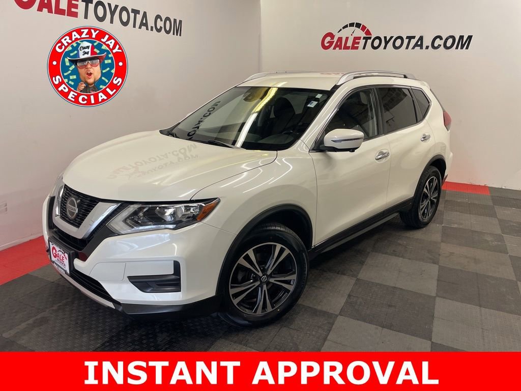 Used 2020 Nissan Rogue SV w/ Premium Package image 1