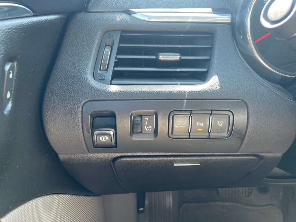 Used 2017 Chevrolet Impala LT w/ Leather Package FWD image 26