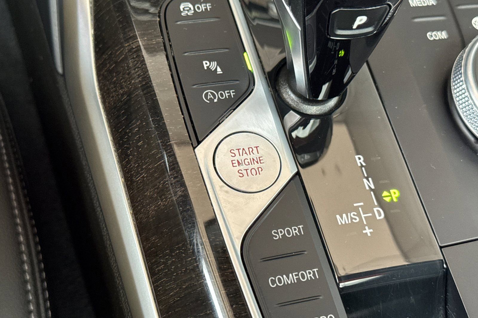 Used 2022 BMW 330i xDrive Sedan w/ Convenience Package image 26