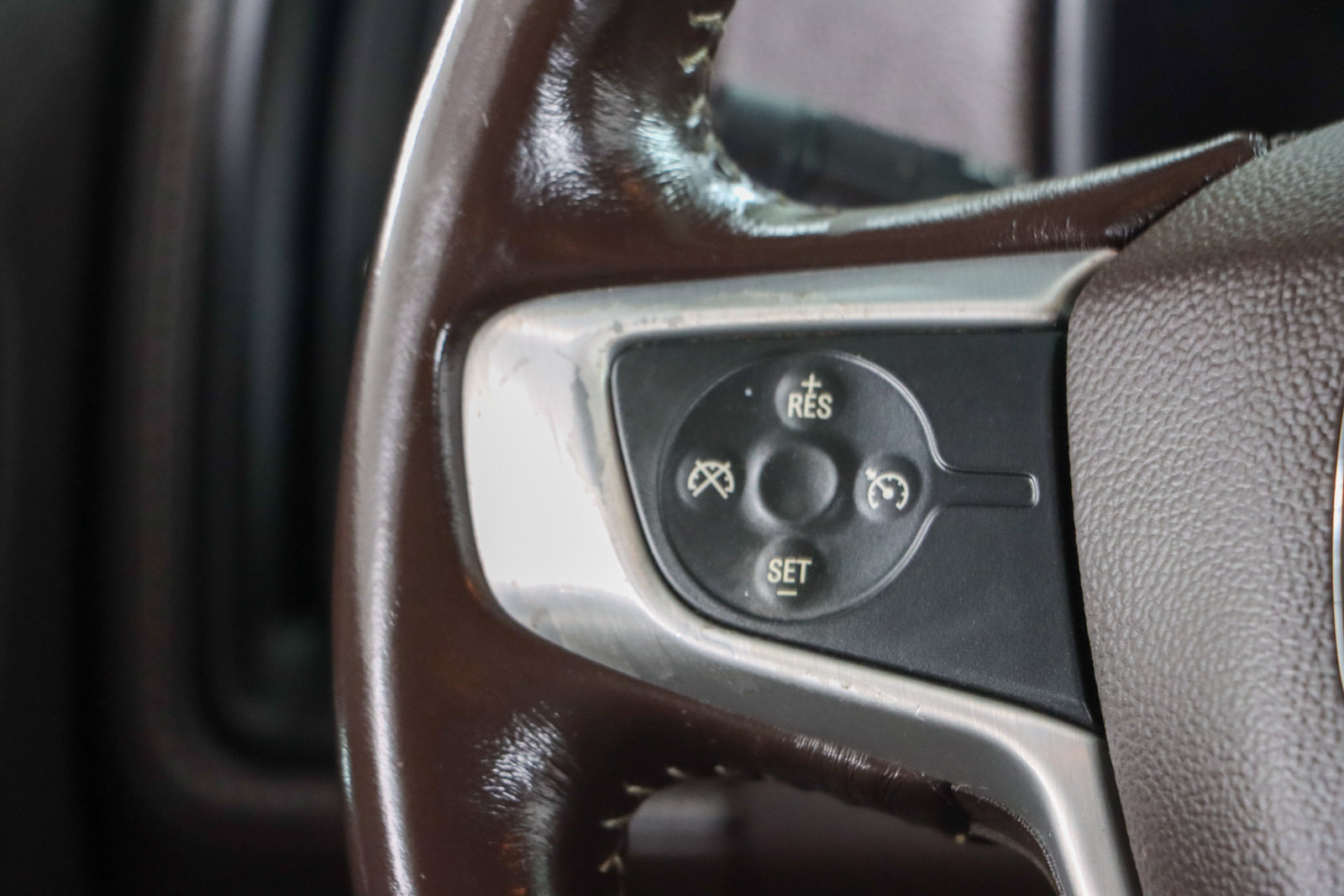 Used 2016 GMC Canyon SLE RWD image 11