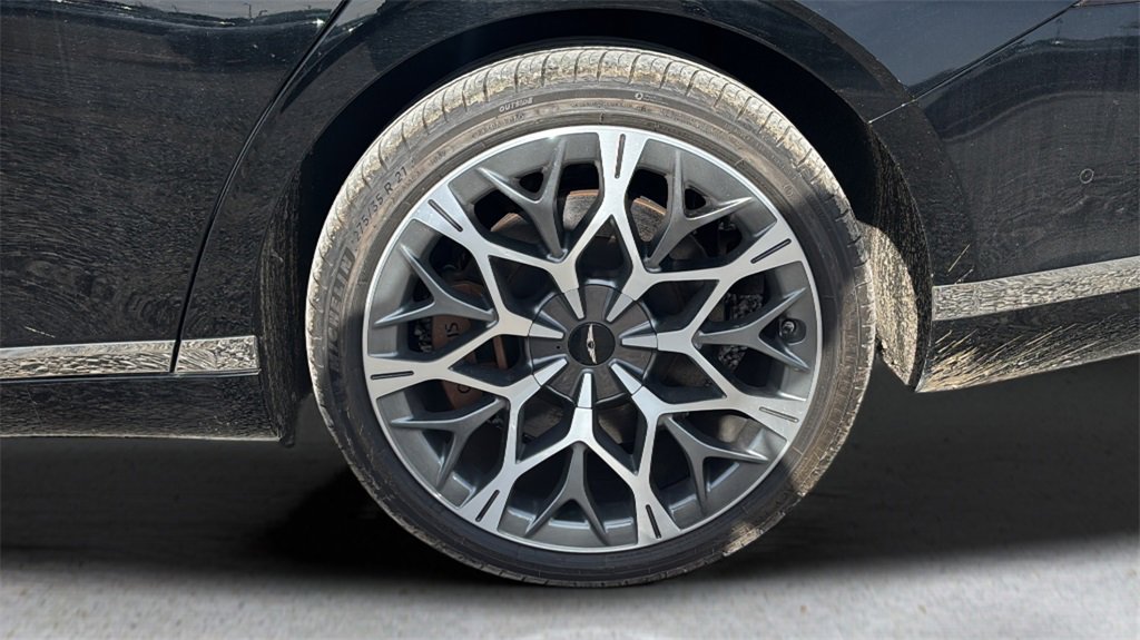 Used 2023 Genesis G90 3.5T image 25