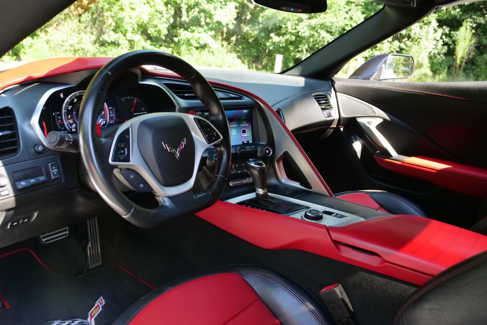 Used 2019 Chevrolet Corvette Grand Sport RWD image 2
