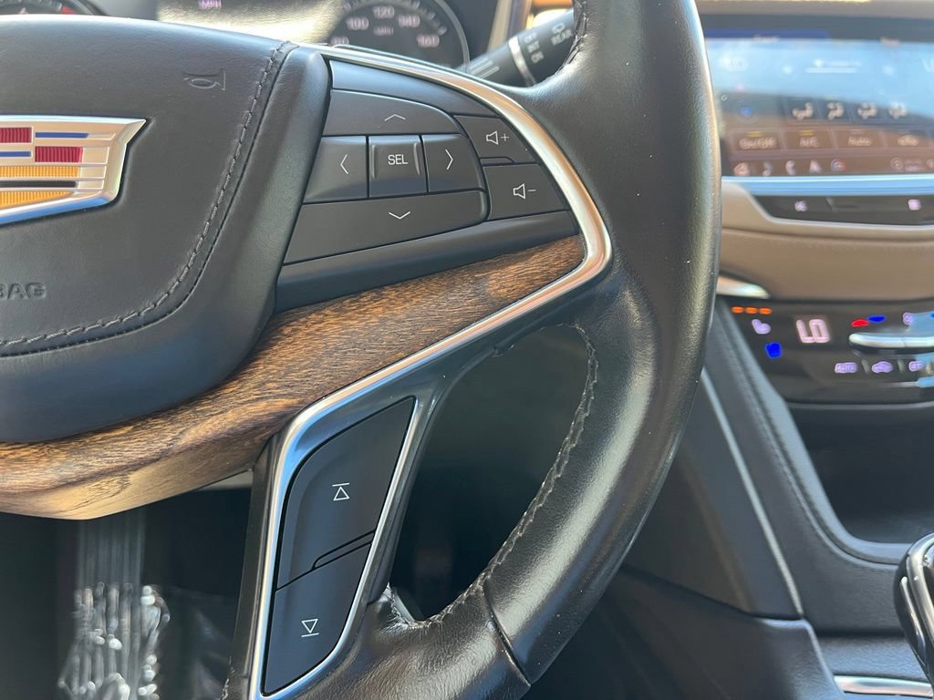 Used 2021 Cadillac XT5 Premium Luxury w/ Platinum Package FWD image 29