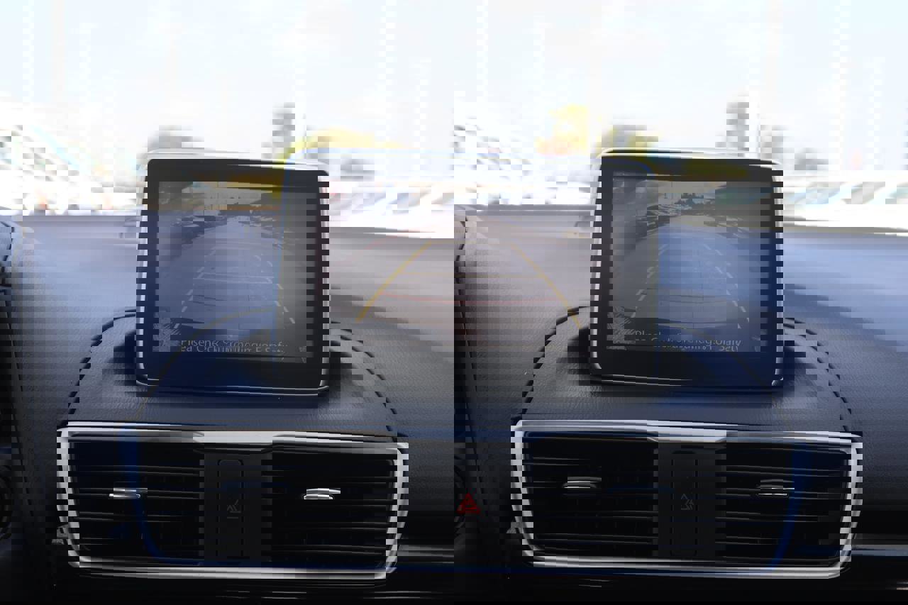 Used 2014 MAZDA MAZDA3 i Grand Touring image 31