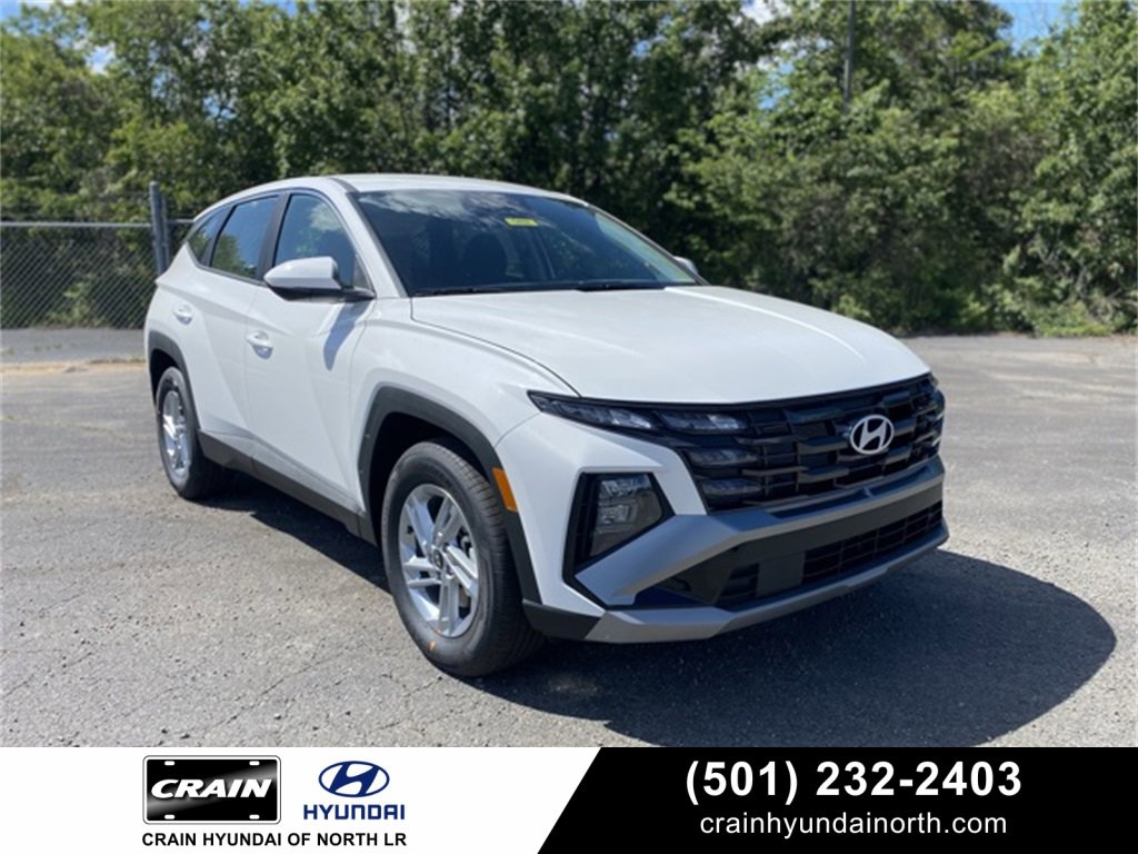 New 2025 Hyundai Tucson SE