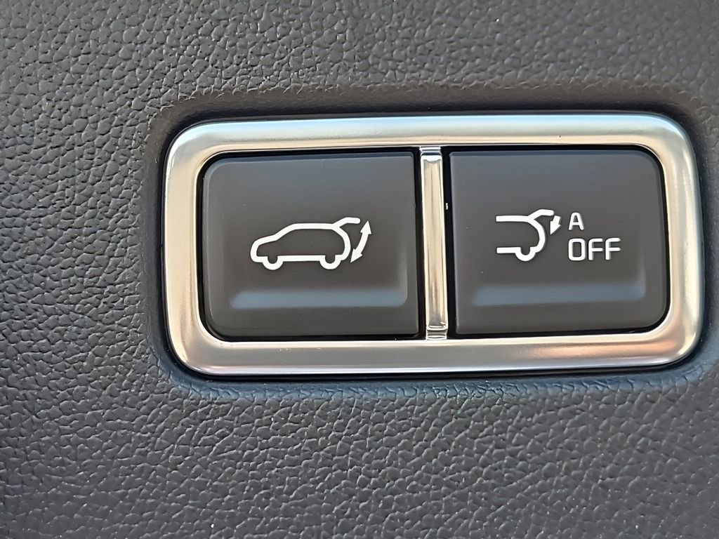 Used 2024 Kia Sorento SX Prestige w/ Sage Leather Package image 24