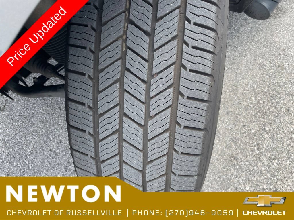 Used 2021 Chevrolet Tahoe Z71 w/ Z71 Off-Road Package AWD/4WD image 55