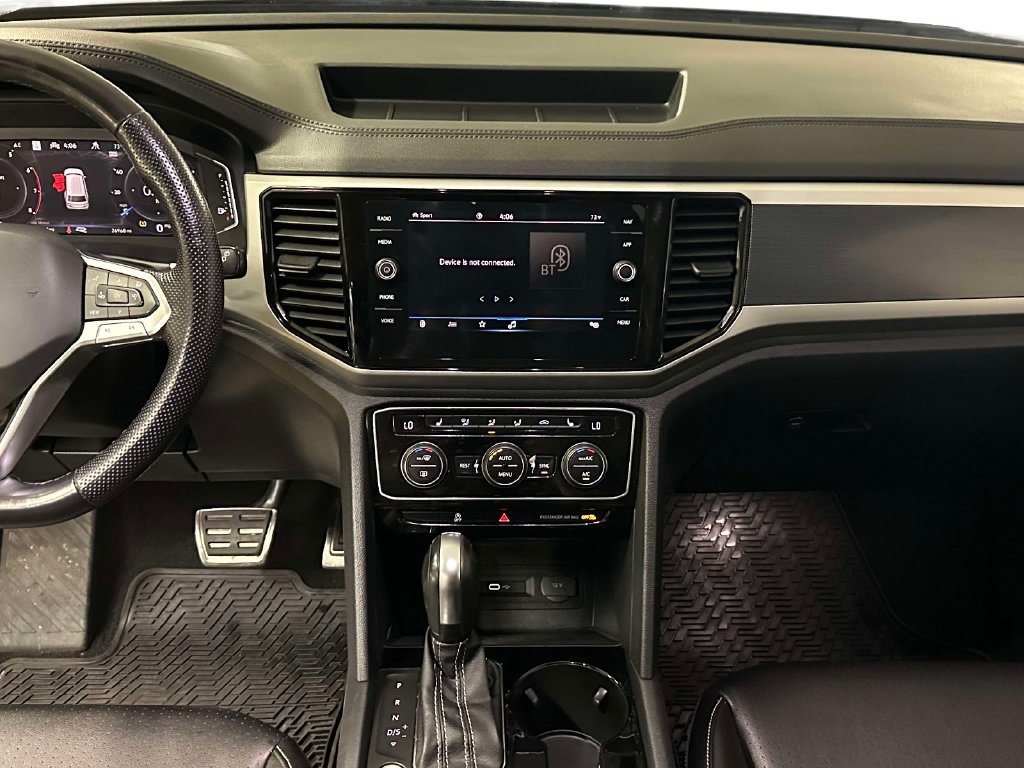 Used 2023 Volkswagen Atlas SEL R-Line AWD/4WD image 23