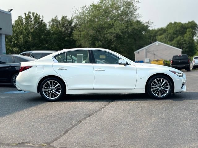 Used 2019 INFINITI Q50 Luxe w/ Essential Package (3.0T Luxe) AWD/4WD image 6