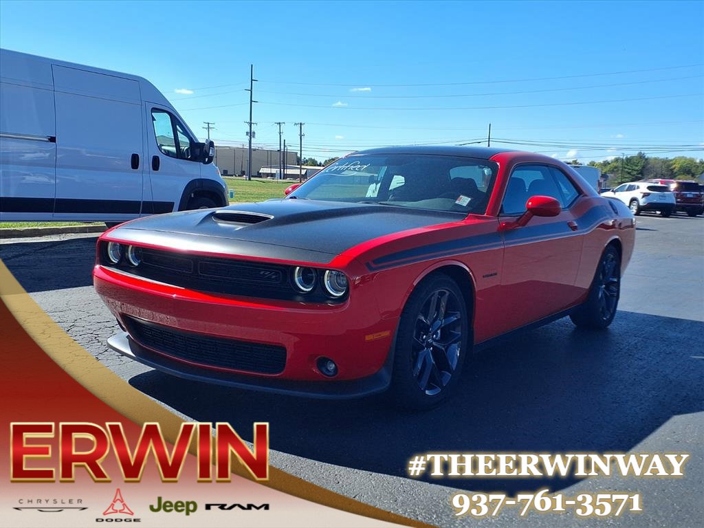 Certified 2022 Dodge Challenger R/T w/ Blacktop Package image 8