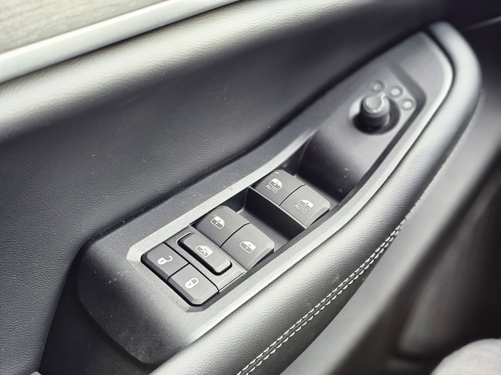 New 2025 Jeep Grand Cherokee Limited image 18