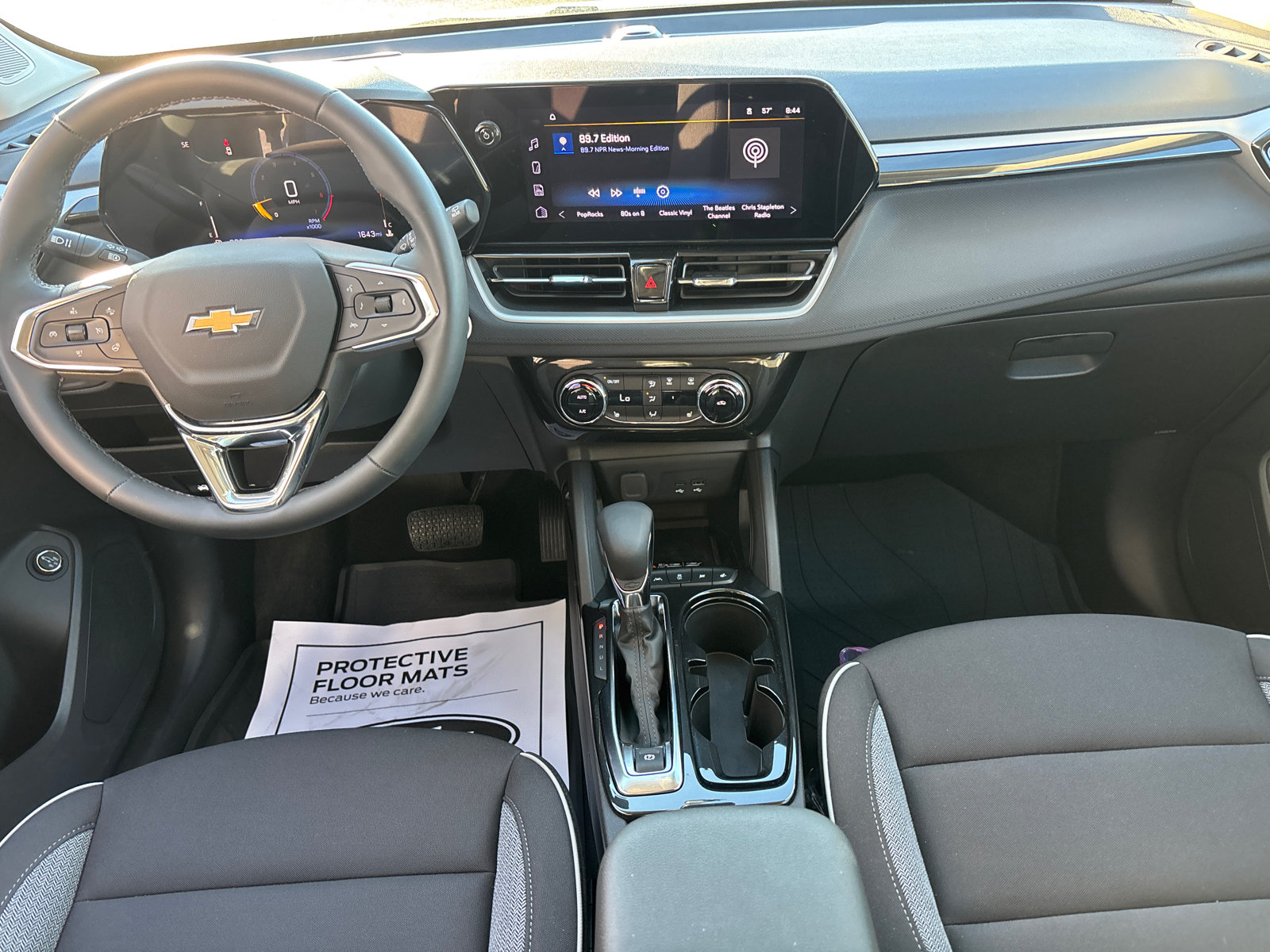 Used 2026 Chevrolet TrailBlazer LT w/ Convenience Package FWD image 26