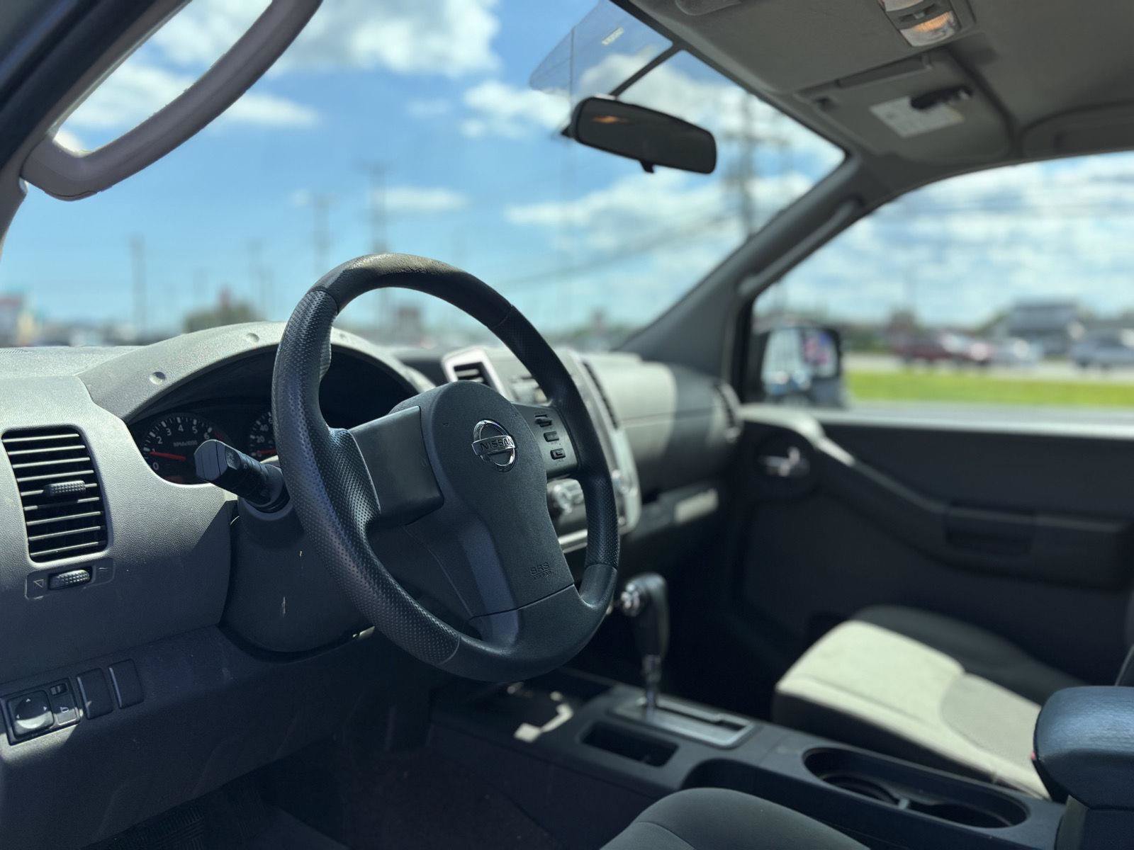 Used 2010 Nissan Xterra S AWD/4WD image 22
