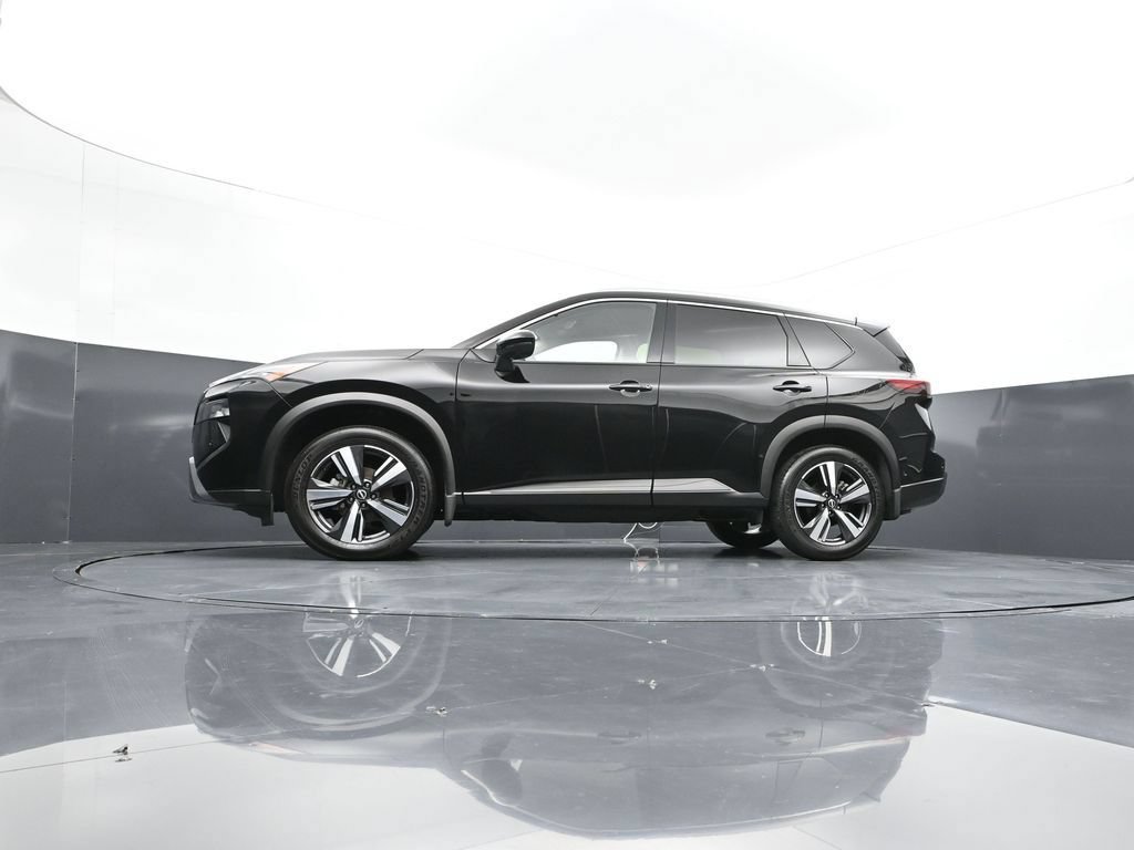 Certified 2025 Nissan Rogue SL AWD/4WD image 48
