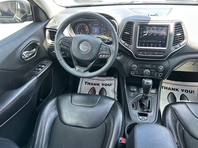 Used 2020 Jeep Cherokee Trailhawk w/ Technology Group AWD/4WD image 22