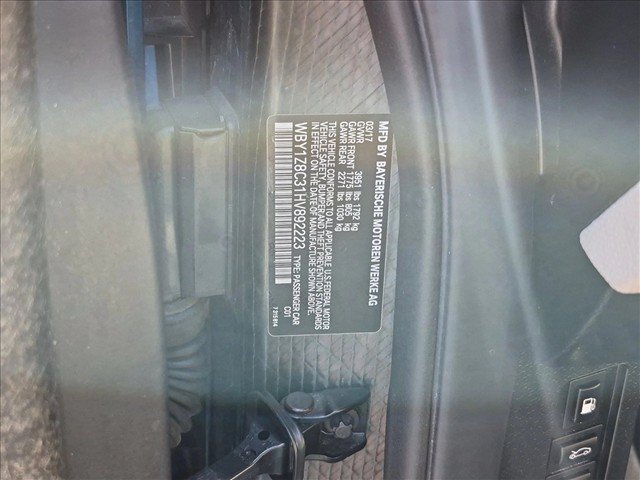 Used 2017 BMW i3 w/ Range Extender RWD image 24