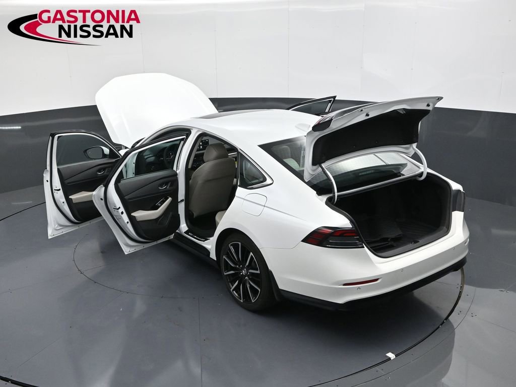 Used 2024 Honda Accord Touring image 41