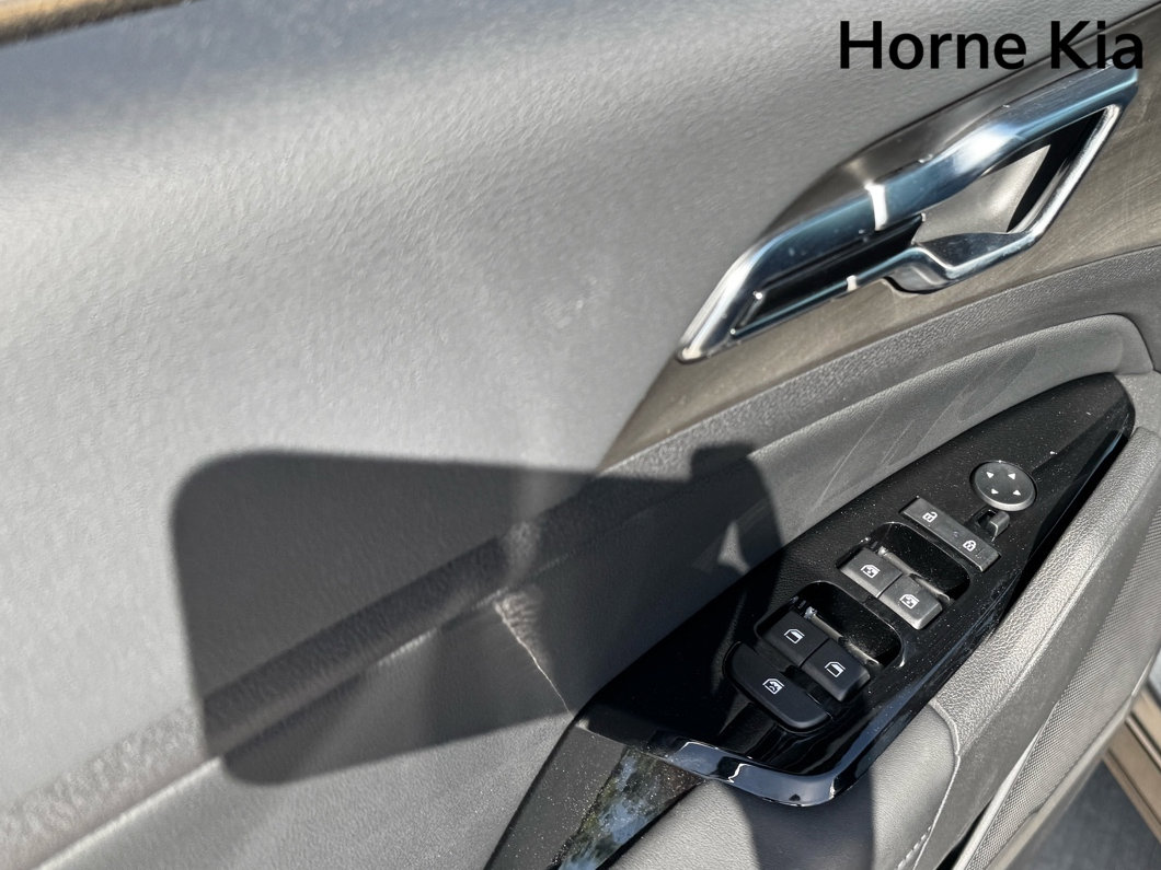 New 2025 Kia Sportage X-Line image 11