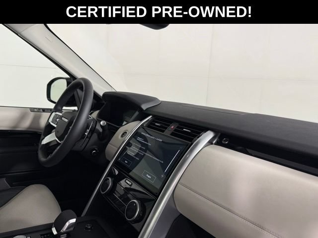 Certified 2025 Land Rover Discovery S AWD/4WD image 34