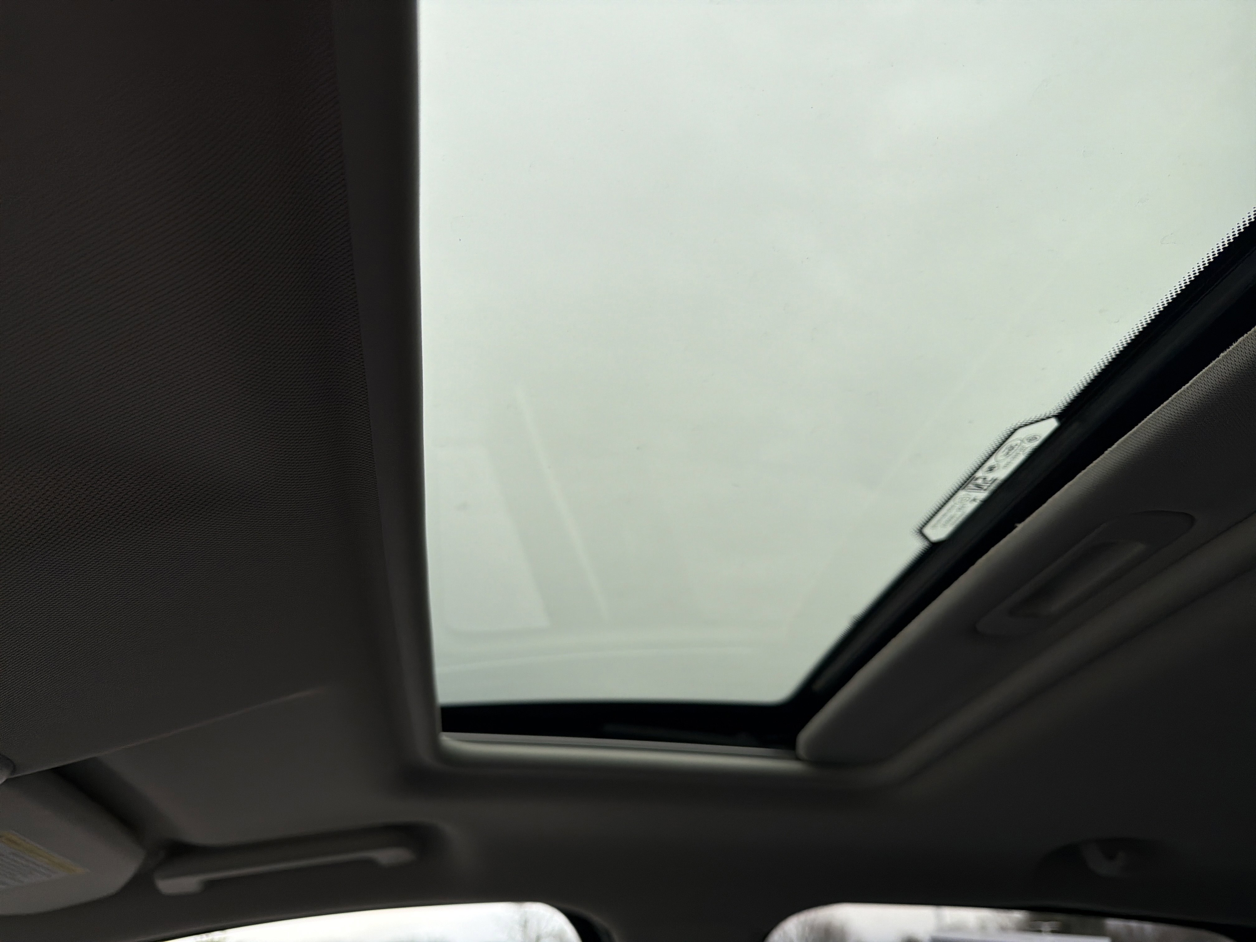 Used 2021 Ford EcoSport SE w/ SE Convenience Package image 30