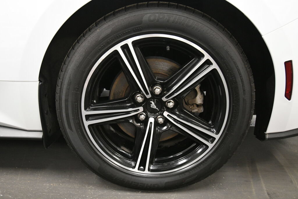 Used 2024 Ford Mustang Premium RWD image 27