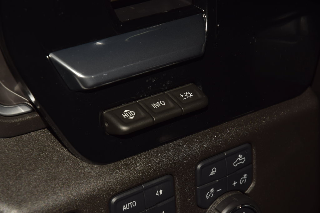 Used 2024 Chevrolet Silverado 3500 High Country w/ Technology Package AWD/4WD image 37