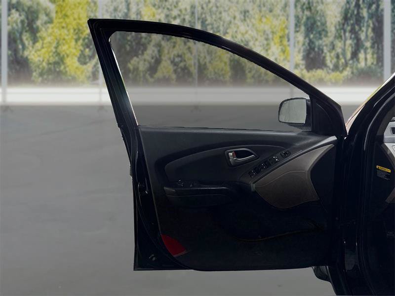 Used 2011 Hyundai Tucson GLS FWD image 20