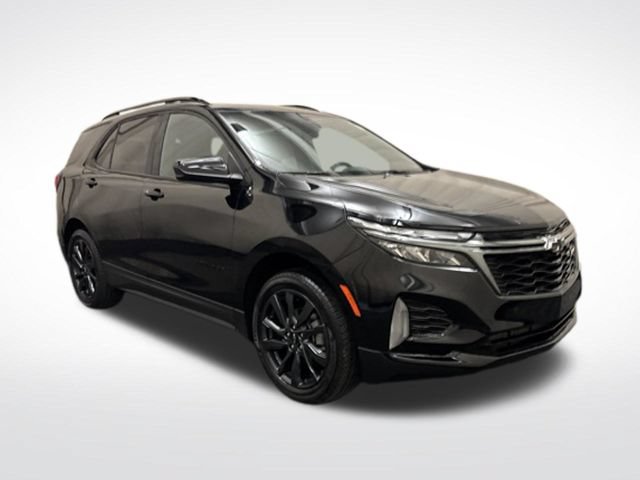 Used 2023 Chevrolet Equinox RS w/ LPO, Floor Liner Package FWD image 3