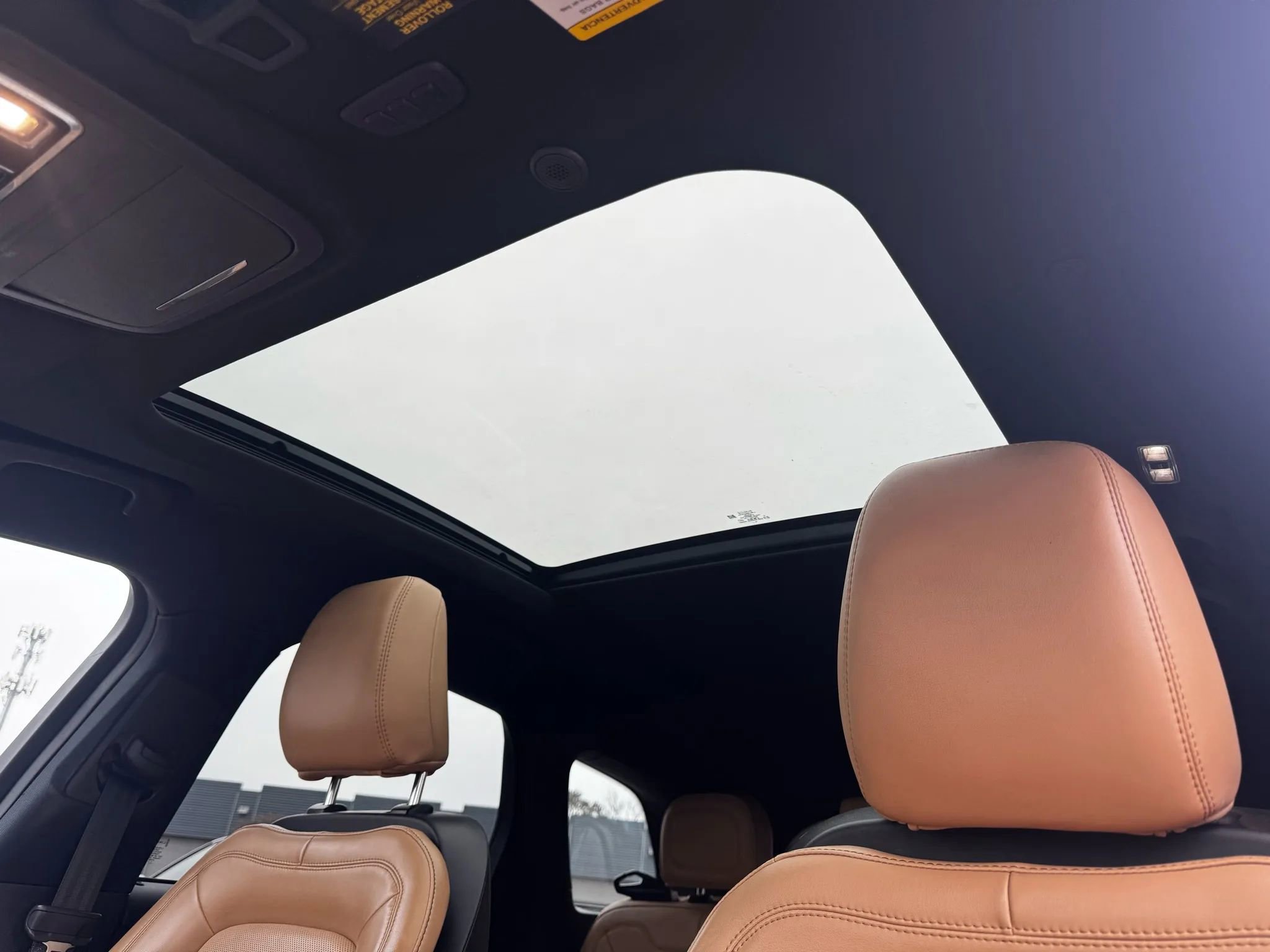 Used 2021 Lincoln Corsair Reserve AWD/4WD image 22