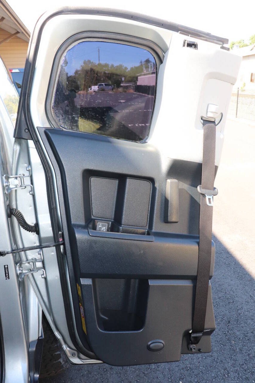 Used 2010 Toyota FJ Cruiser 4WD image 34